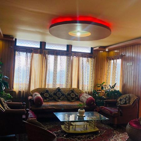 Raibas Homestay Darjeeling  Bagian luar foto